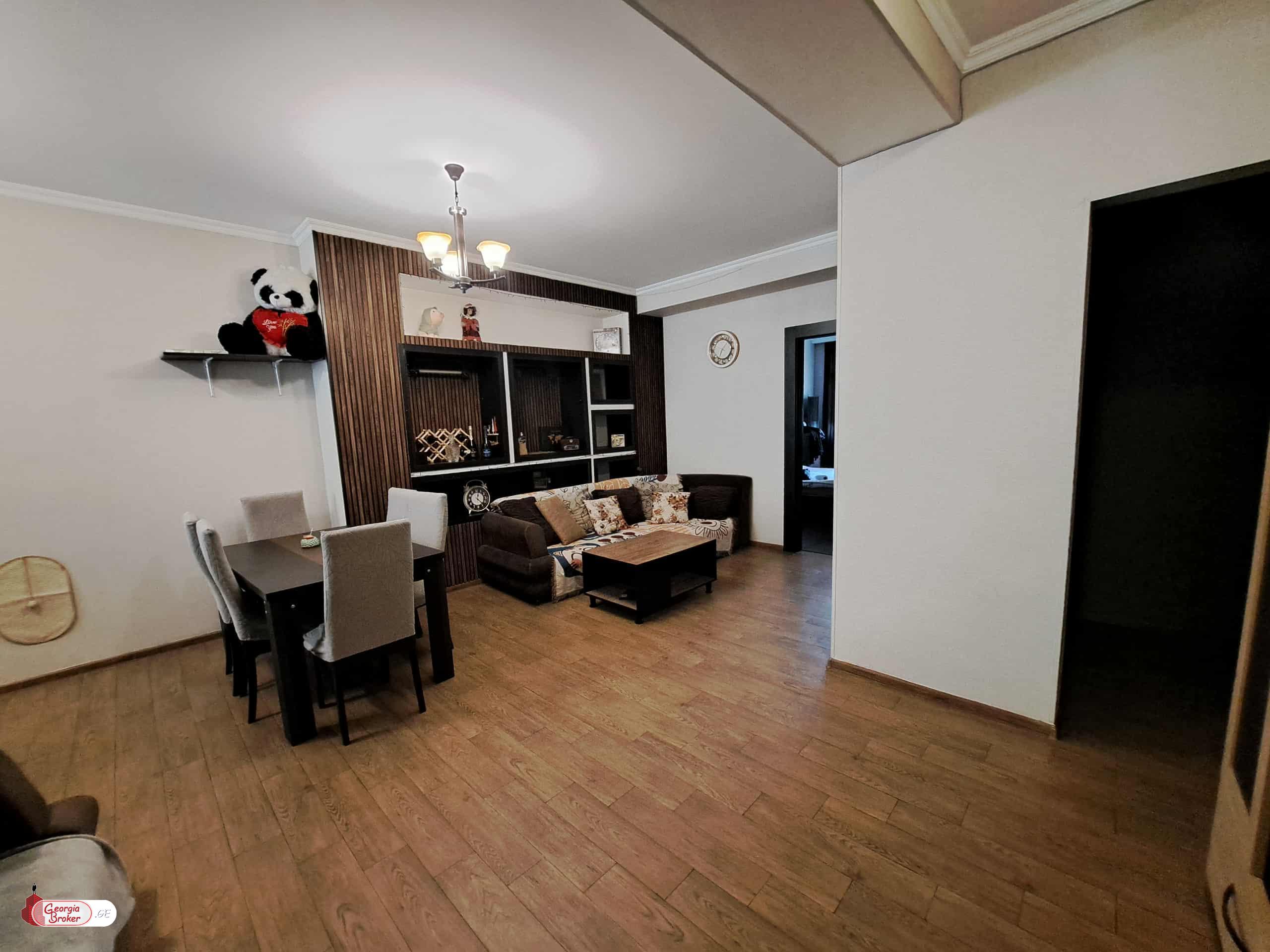 nearly repaired 3-room apartment for sale